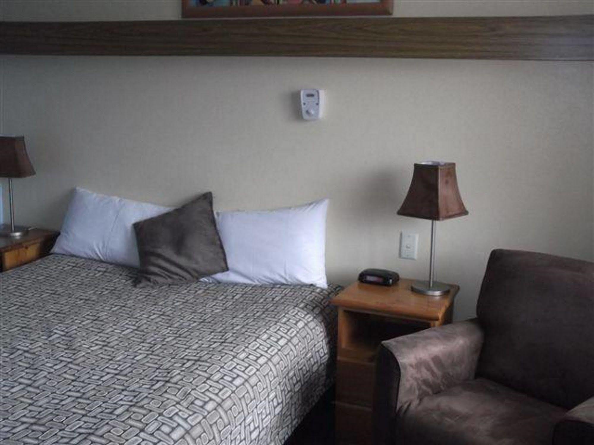 Bentleigh Motor Inn Coffs Harbour Exterior foto